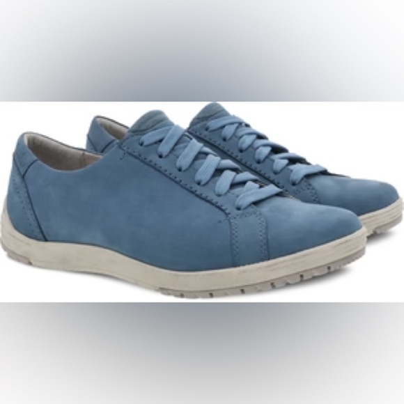 EUC - Dansko Leela Blue Sneakers - size 39 - Picture 1 of 6